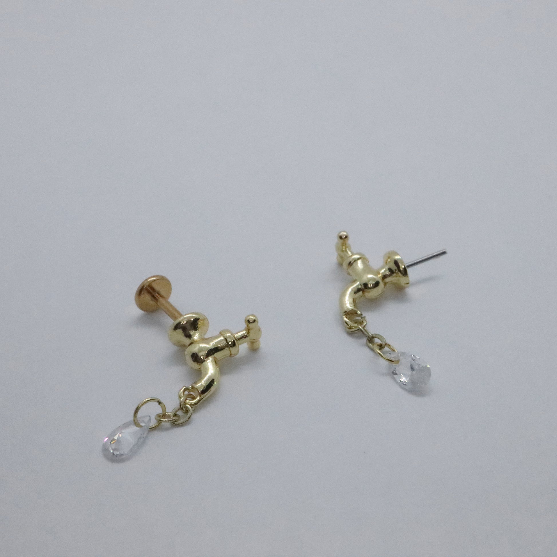 Chic flat back faucet earrings with clear gemstone charm