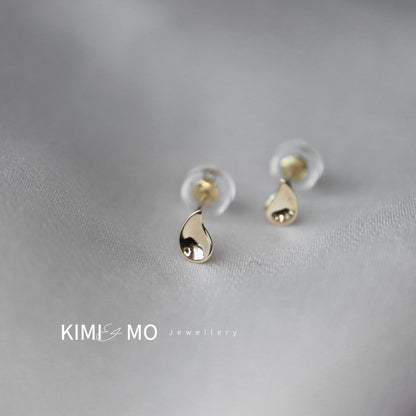 Teardrop Stud Earrings - 9K Solid Gold -**Geometric Collection**