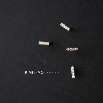 Studs de barra Zircon - Oro macizo de 14K -**Colección minimalista**